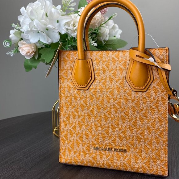 Michael Kors Mercer XS Honeycomb Signature PVC North South Shopper Crossbody Bag - Picture 1 of 7